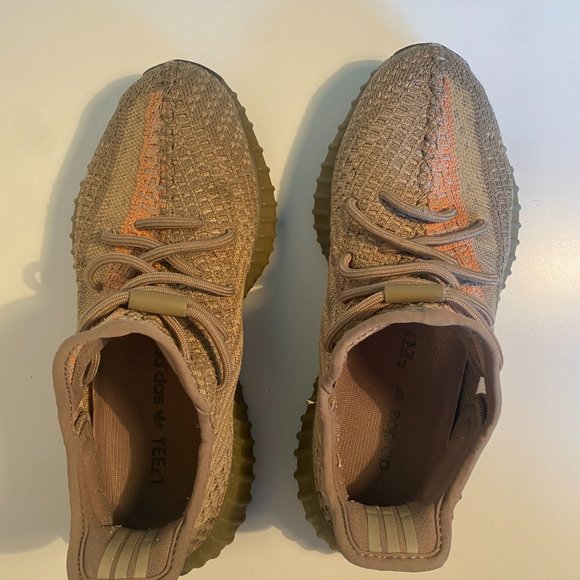 adidas Yeezy Boost 350 V2 Sand Taupe - Picture 3 of 8
